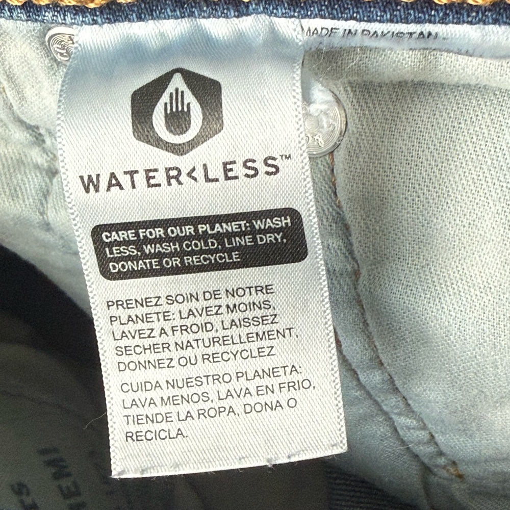 Levi’s 511 Slim Fit Stretch Jeans - Picture 9 of 10